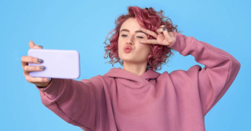 BAIXAR APLICATIVO PARA SIMULAR CORTE DE CABELO EM GERAL